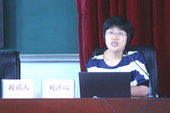 市妇联副主席刘洁心给学员们讲妇女维权工作