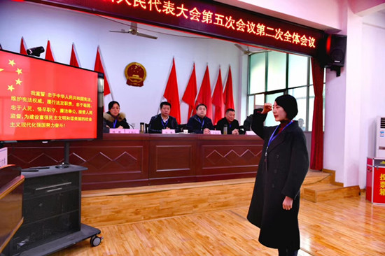霍山:漫水河镇第十九届五次人代会顺利召开 (2)_副本1.jpg