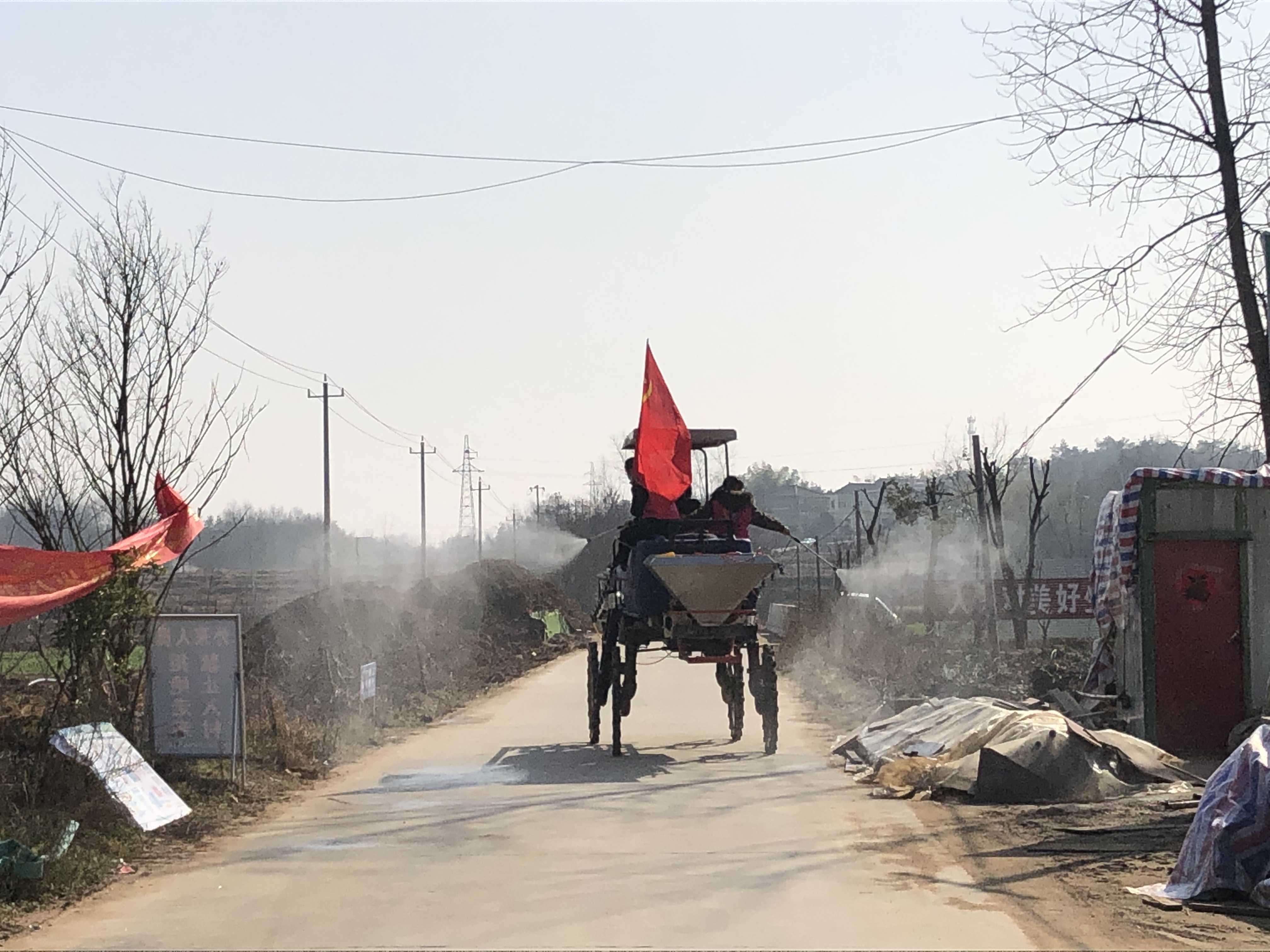 裕安區青山鄉:鏗鏘玫瑰別樣紅 防疫攻堅